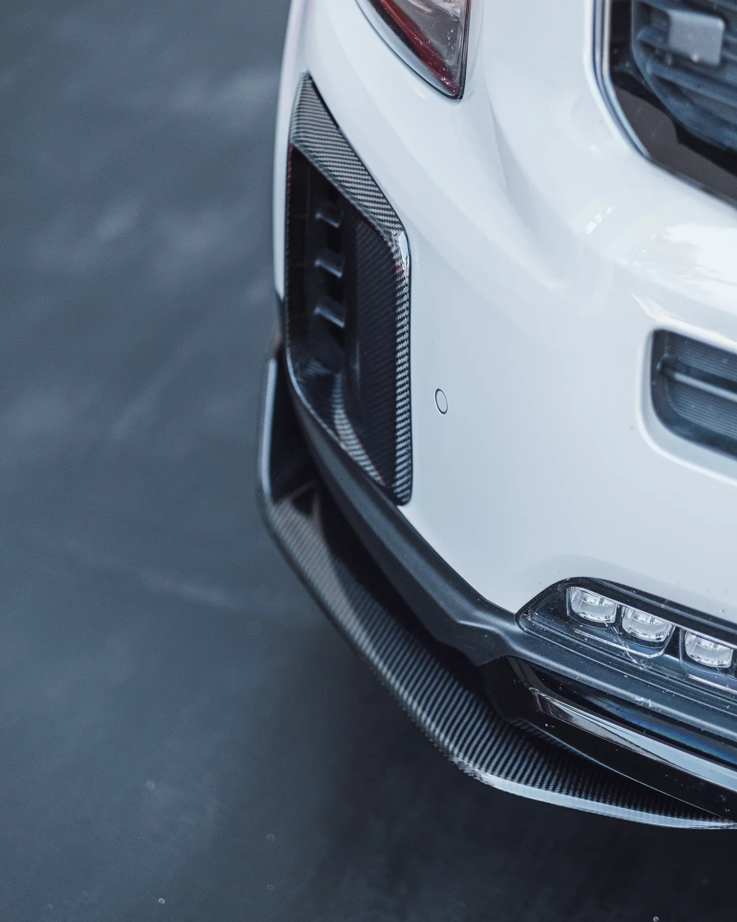 KIA TELLURIDE CARBON FIBER AIR DUCTS - Image 2