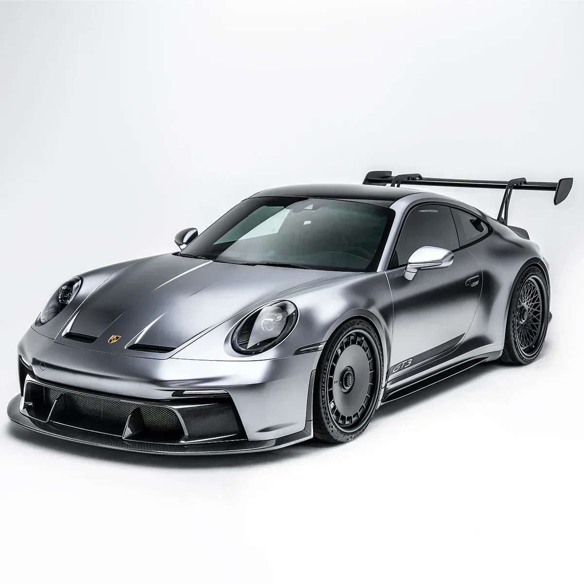 PORSCHE 992.1 GT3 PREPREG LOWER FRONT LIP - Image 4