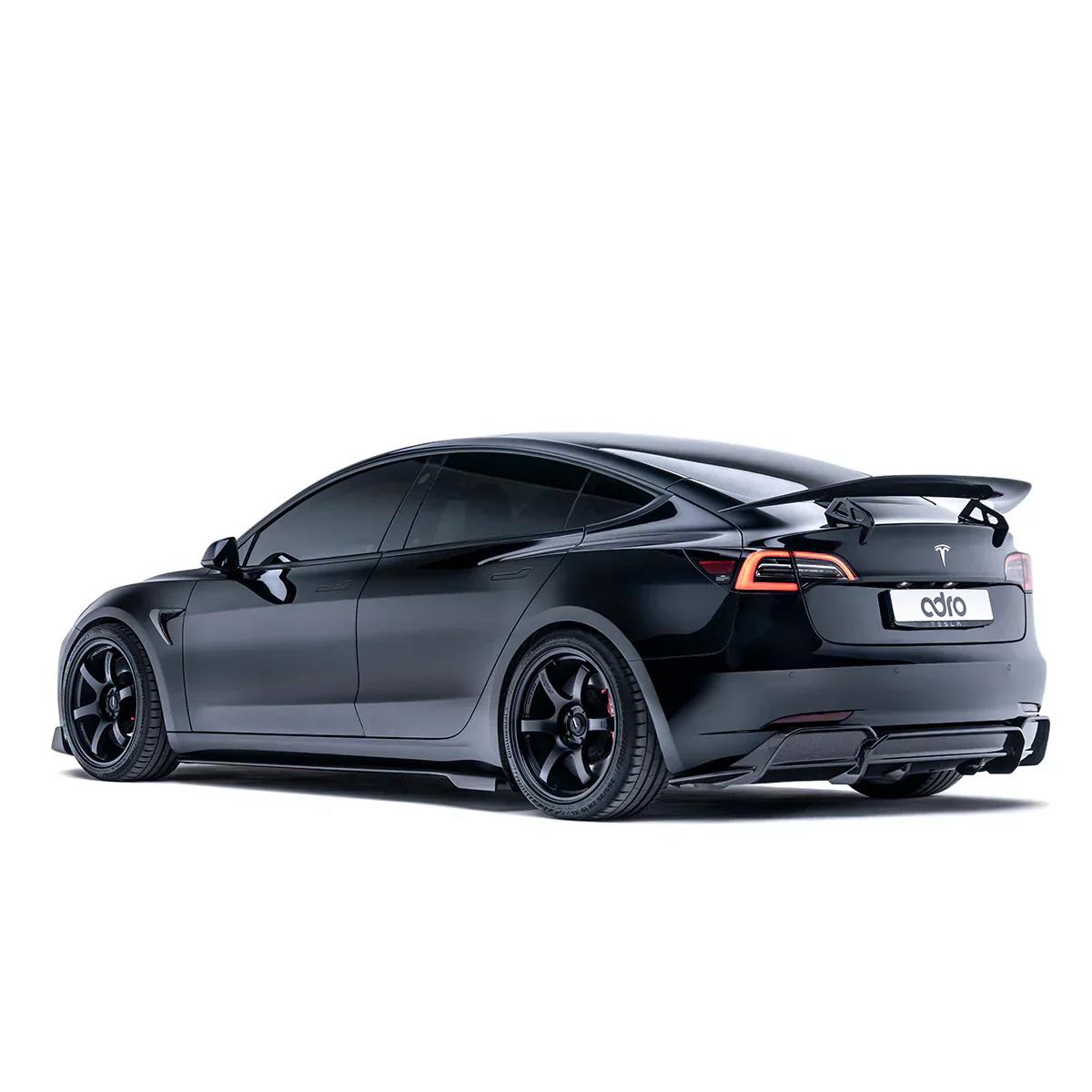 TESLA MODEL 3 CARBON FIBER REAR DIFFUSER V2 - Image 2