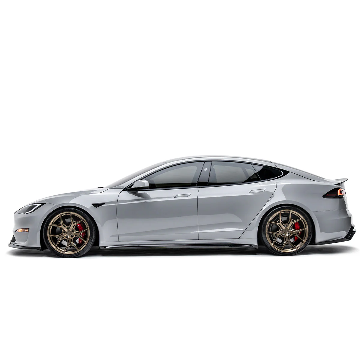 TESLA MODEL S PLAID PREPREG REAR DIFFUSER - Image 6